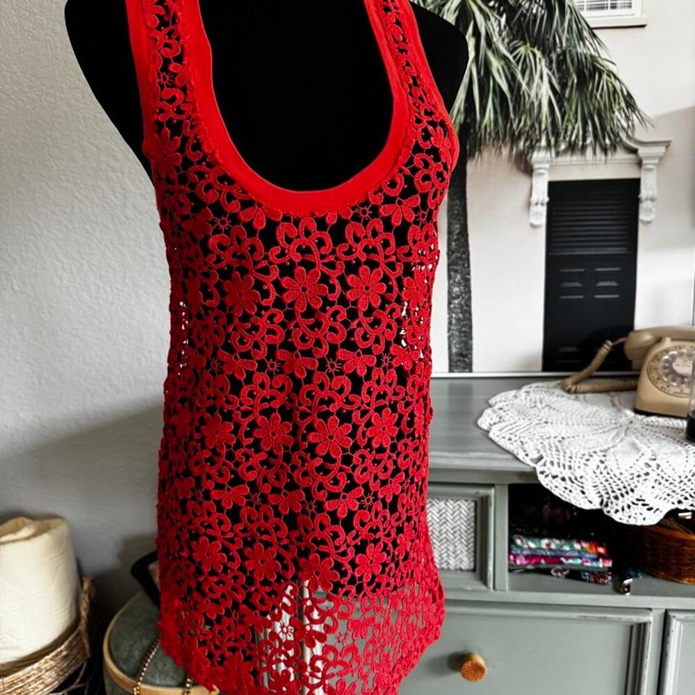 Zara gorgeous coral color crochet top